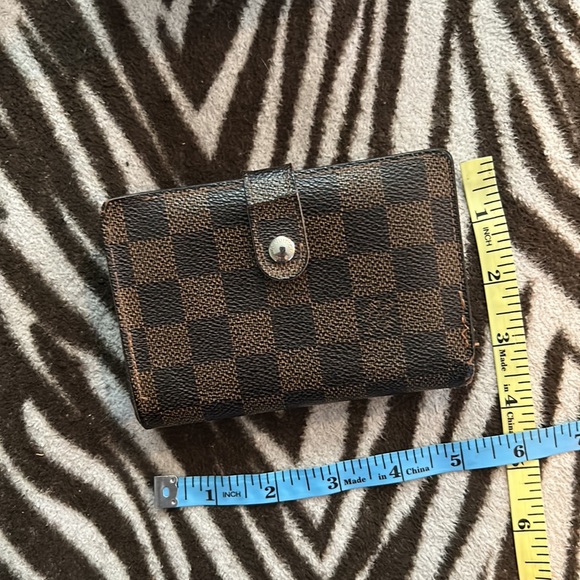 Louis Vuitton Damier Kisslock Wallet - Picture 7 of 8